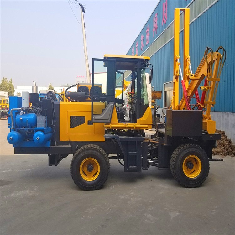 護(hù)欄打拔樁機(jī),公路護(hù)欄壓樁機(jī)廠(chǎng)家生產(chǎn)